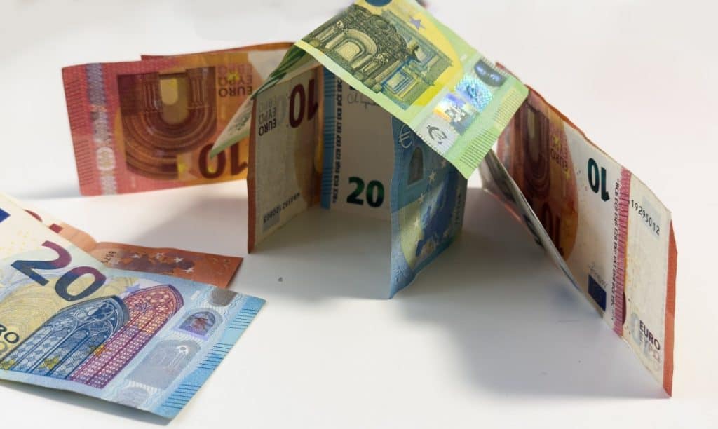 Kako izbrati pravo strategijo za odplačilo dolgov