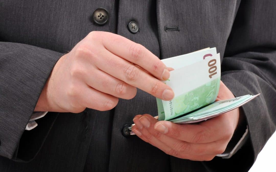 Kako se izogniti pastem pri najemu posojila