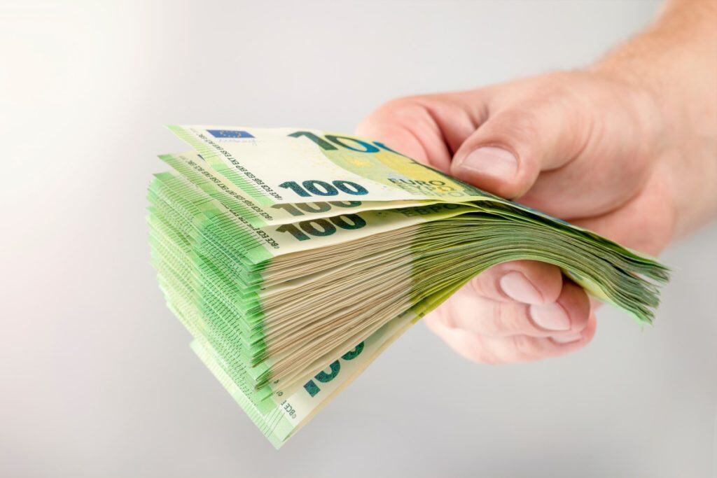 Kako se lotiti investicij v nepremičnine korak za korakom